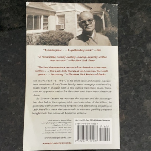 Book Bundle - Picture 3 of 4